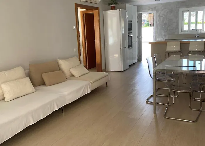 House 50Meters From The Beach