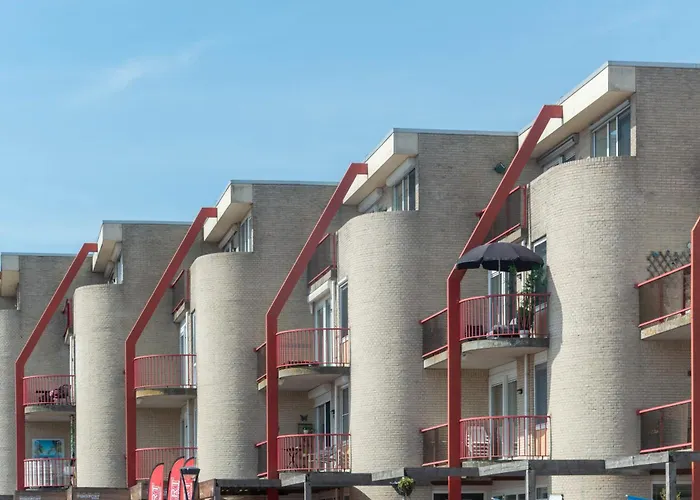 Zuiderzeestate 35, Prachtig Appartement Aan Het Ijsselmeer