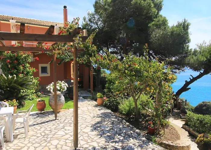 Villa Takis - Kontogialos, Pelekas Beach