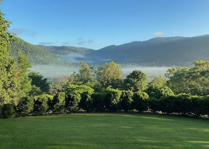 Seclude Rainforest Retreat