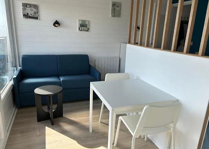 Studio Lumineux à 2 pas de la Rue de la Mer