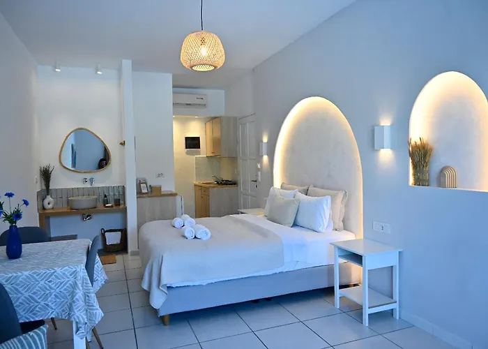 Marika Studios & Apartments