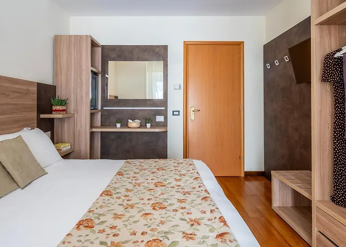 Hotel Rondinella E Viola