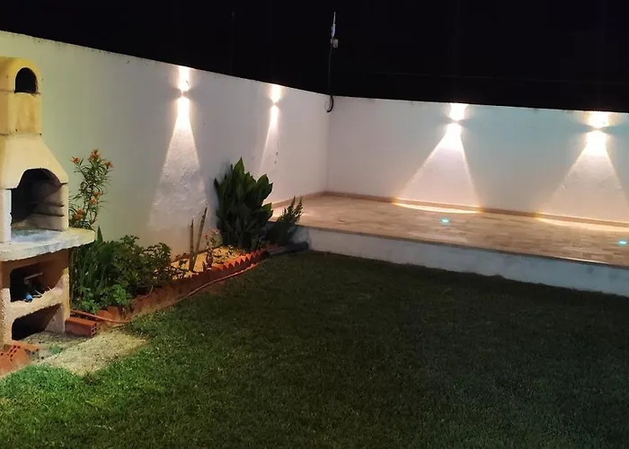 Dar Lebharr Studio