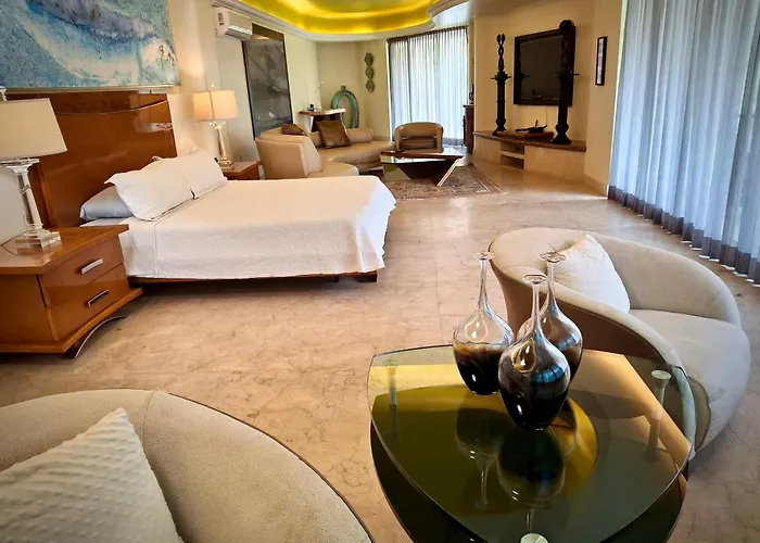 P V Near Colomitos Beach Boutique Hotel