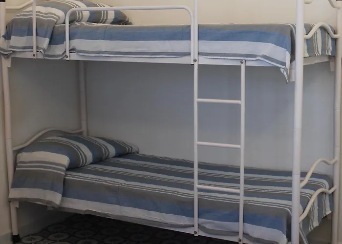 The Twins Rooms In Marettimo 2