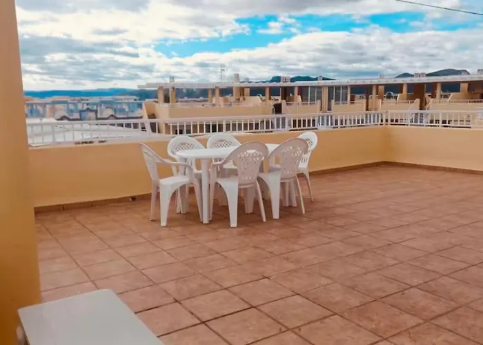 Casa Pixurri Playa de Xeraco SOLO FAMILIAS wifi-aire acondicionado-2 plazas garaje-2 terrazas privadas 16 m2 y 95 m2