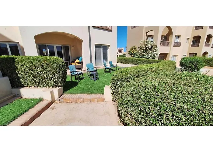 El Gouna Waterside, 2-Bd Ground Floor Sleeps 4 Persons