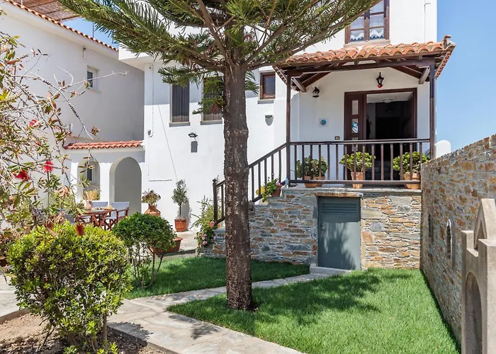 Nikolaos Studios Apartments