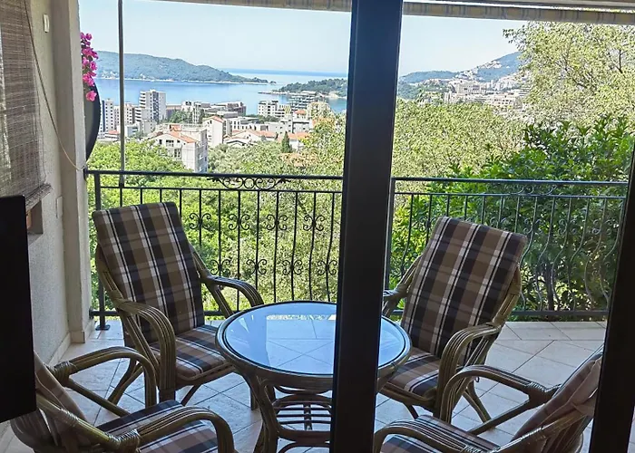 Apartments Villa Cucuk