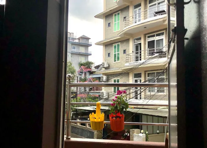 Hotel Aarjan And Restaurant