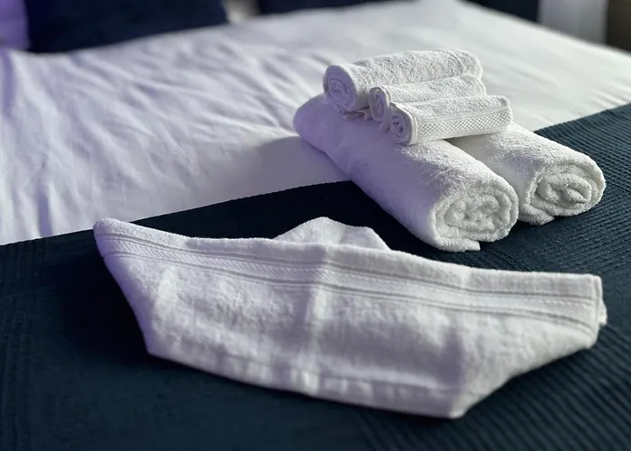 CuxHeaven - modernes Studio-Apartment direkt am Meer mit Pool, Sauna und Massage