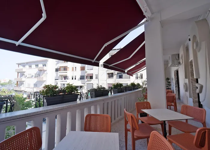 2115 Boutique Hostel