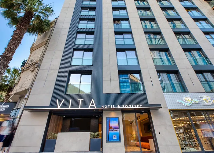 Vita Hotel & Rooftop