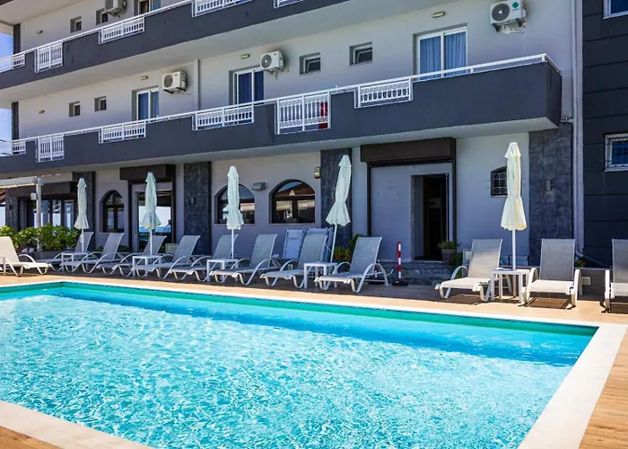 Hotel Akrothalassia J I K