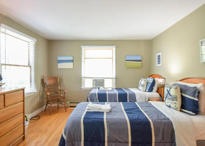 Charming Updated Home In Chatham