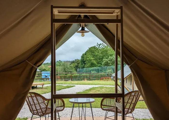 Camping Las Conchas de Poo