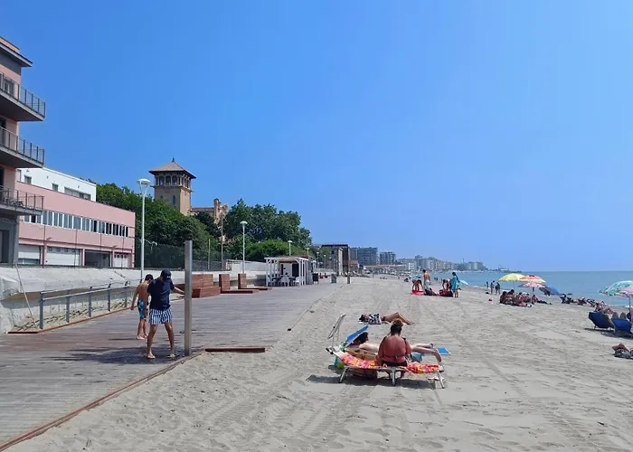 Karina, To The Beach With Terrace And Private Parking