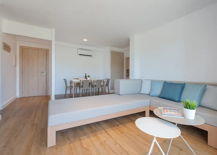 Apartamentos Massanet