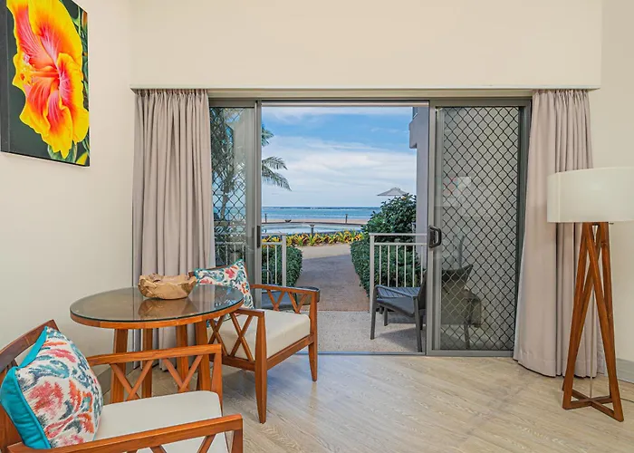 Moana Sands Lagoon Resort - Adults Only