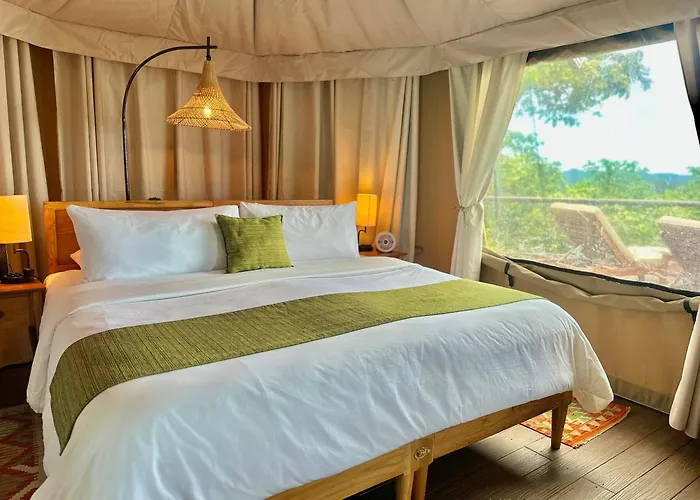 Palau Carolines Resort