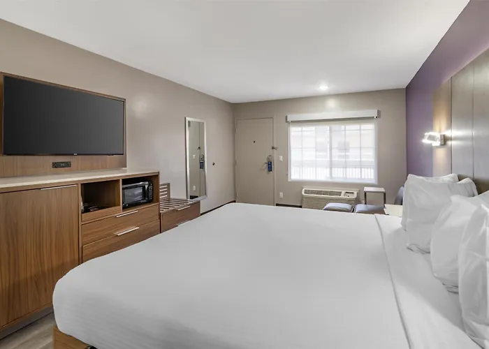 Best Western Airport Plaza Hotel - Lax Airport La Stadium