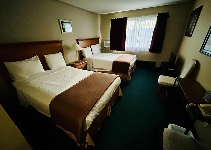 Marina Hotel