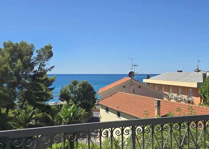 Villa Rocca - mansarda by Affitti brevi Liguria
