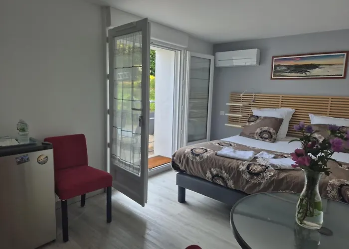 Chambre double avec salle de bain privative