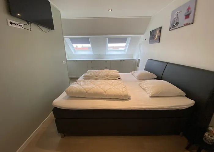 Viruly32Holiday Voor 2 Personen En 1 Baby
