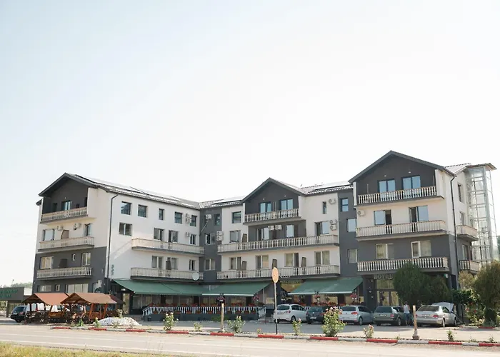 Hotel Dumbrava