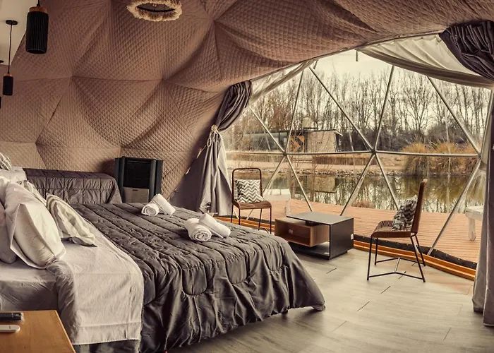 Los Cardos Lodge & Glamping