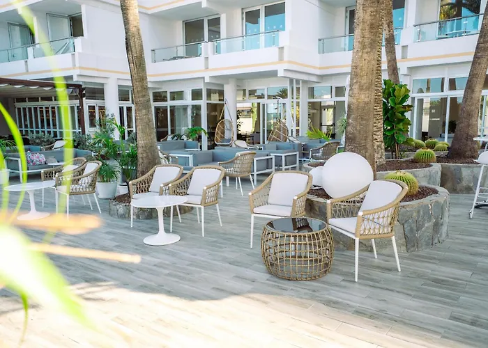 Coral Ocean View - Adults Only