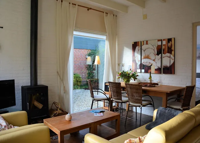 Bungalow In Noordwijkerhout Near Lake