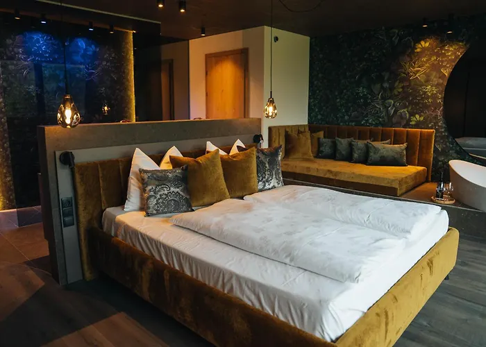 Hotel Wochtla Buam Aktivhotel Am Kronplatz Mit Sauna