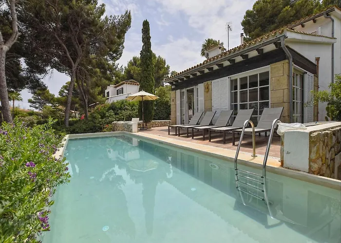 Villa In Cala Ratjada With Sea Views And Pool