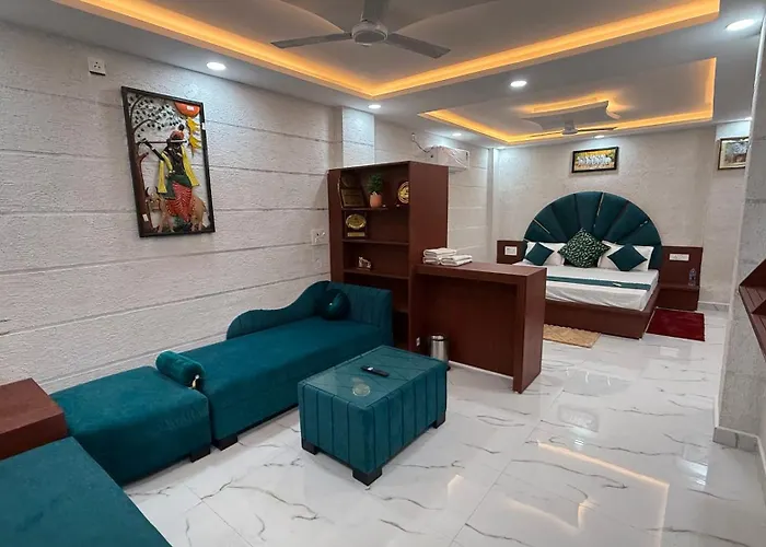 Bundeli Farm Resort & Banquet Orchha