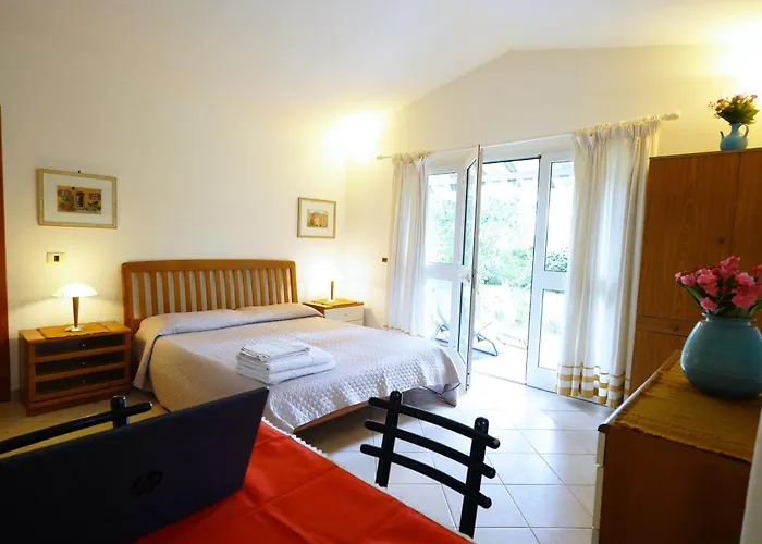 Casa vacanze Capoliveri -Lacona 80m from beach-AC-WIfi- parking-garden