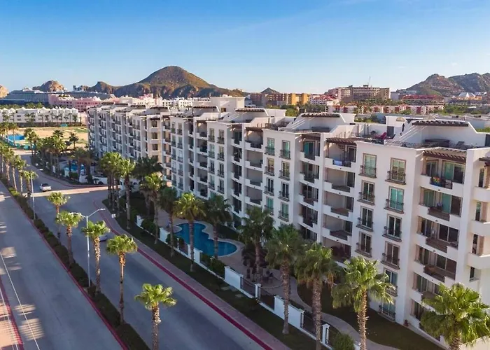 Condo Paraiso - Luxurious New Condo 300Mt From The Beach