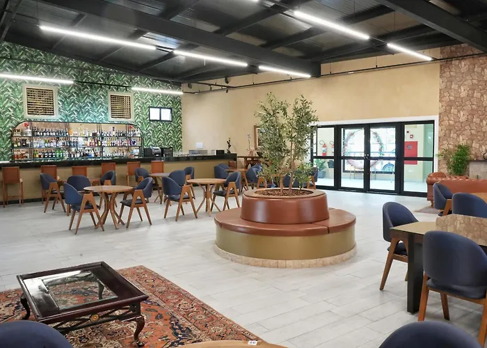 Bristol Villaggio Rosa Aruja
