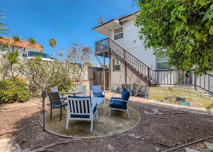 Walk To Beach - King Apt In #1 Area - Ab