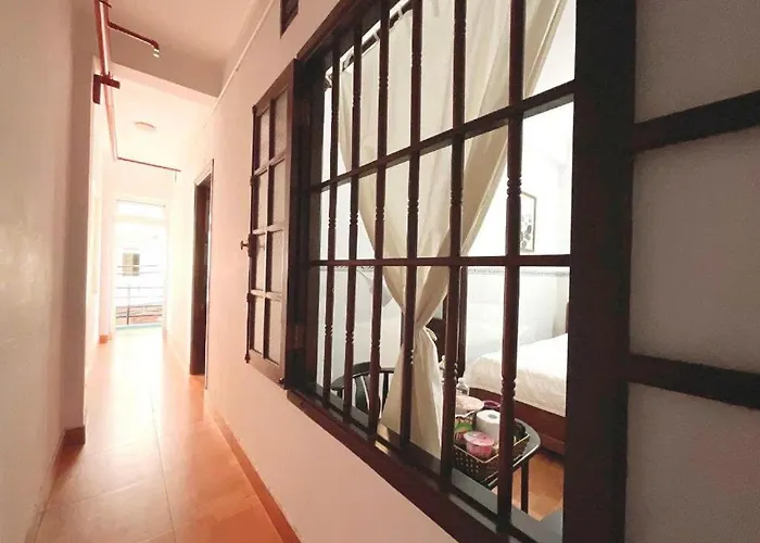 Anh Quan Hotel
