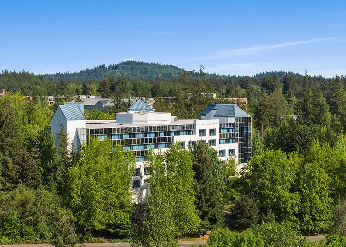 Ac Hotel By Marriott Portland Lake Oswego
