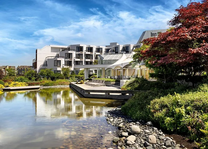 Inn At Laurel Point