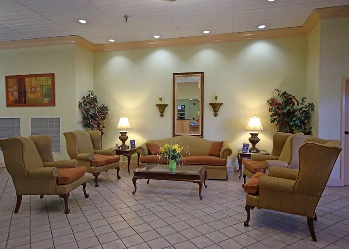 Ramada By Wyndham Wytheville