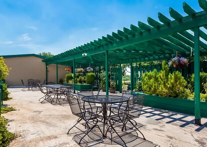 Best Western Paradise Inn & Resort