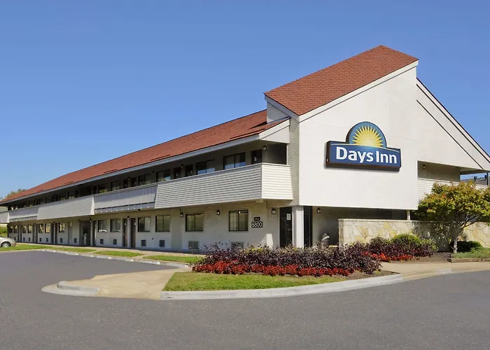Days Inn By Wyndham Overland Park