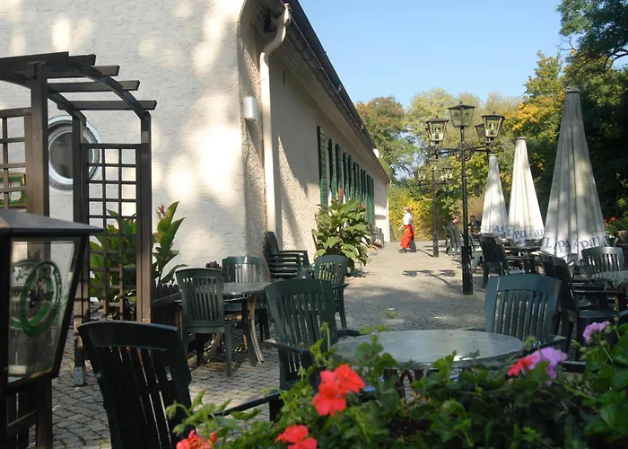 Land- Und Golfhotel Alte Fliegerschule