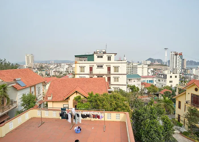 Kim'S Homestay & Villa