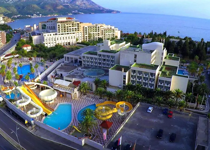 U-Night Hostel Budva